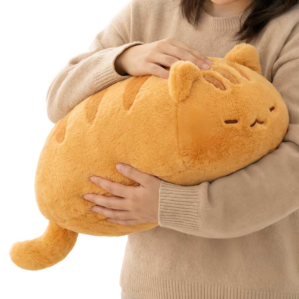 ふわくも抱き枕アニマル 猫 ぬいぐるみ 抱っこ・45cmサイズ感イメージ