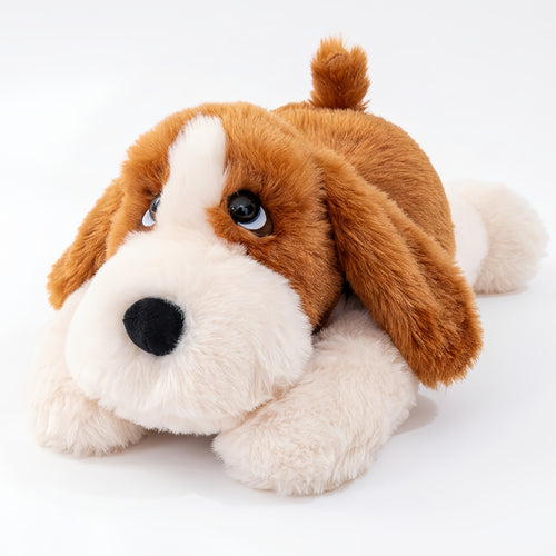 たれ耳とつぶらな瞳が愛らしいバセットハウンドの寝そべりぬいぐるみ