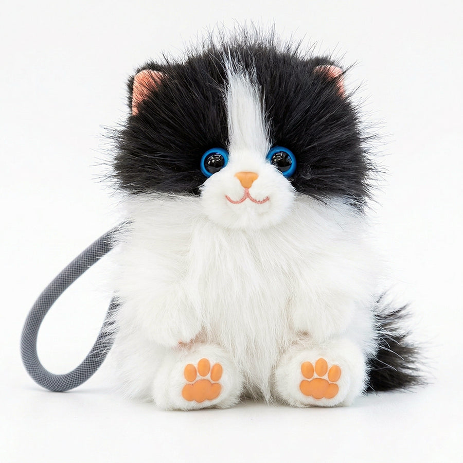 便利なストラップが付いたハチワレ猫マスコットチャーム（15cm）の正面カット