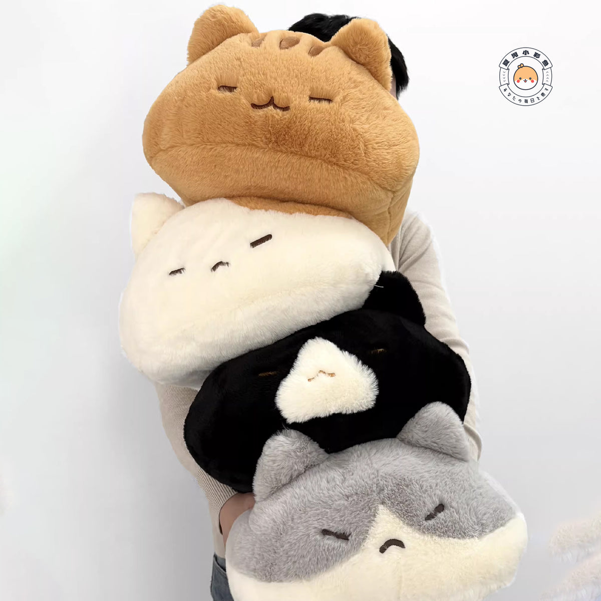 ふわくも抱き枕アニマル こくとう・みかん・はなはな・はいいろ 猫 ぬいぐるみ 集合