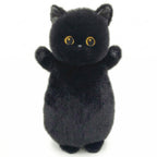 くりくりおめめのにゃんこ 抱きまくら 黒猫 ぬいぐるみ 立ち姿 正面 黄色い瞳と両手を広げた愛らしいポーズ