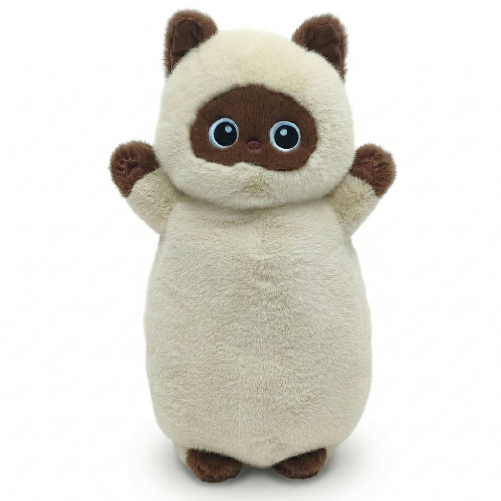 くりくりおめめのにゃんこ 抱きまくら シャム猫 ぬいぐるみ 立ち姿 正面 澄んだ青い瞳と両手を広げた愛らしいポーズ